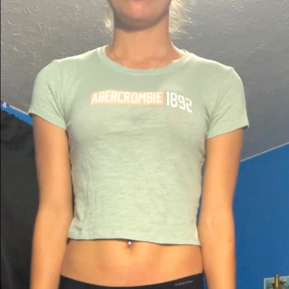 Abercrombie & fitch crop top. XXS size. Soft light green/teal material. - Picture 4 of 4